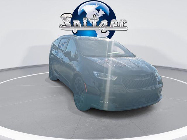 new 2026 Chrysler Pacifica car, priced at $47,706