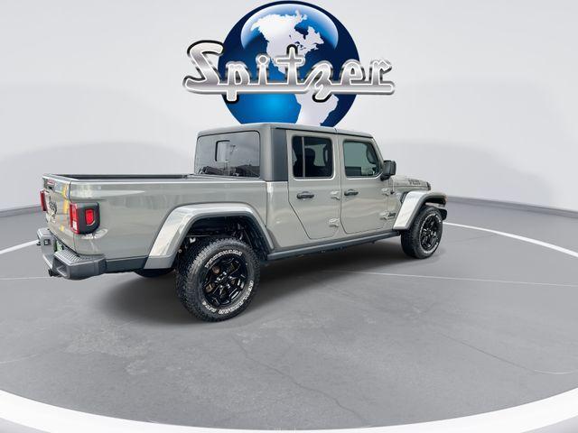 used 2021 Jeep Gladiator car, priced at $26,114