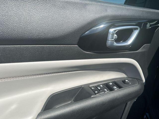 used 2023 Jeep Compass car, priced at $23,092