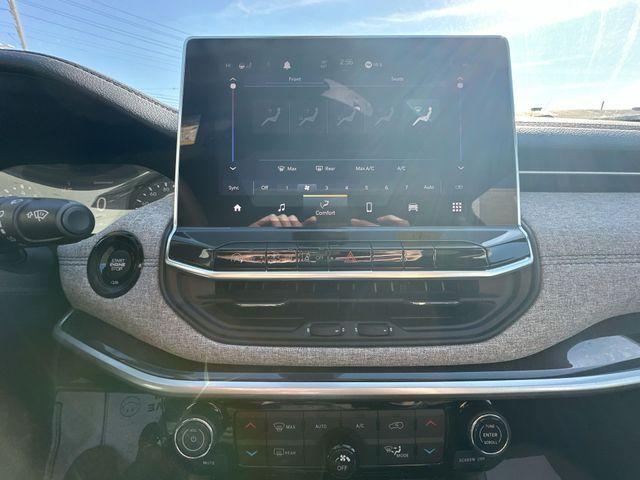 used 2023 Jeep Compass car, priced at $22,200