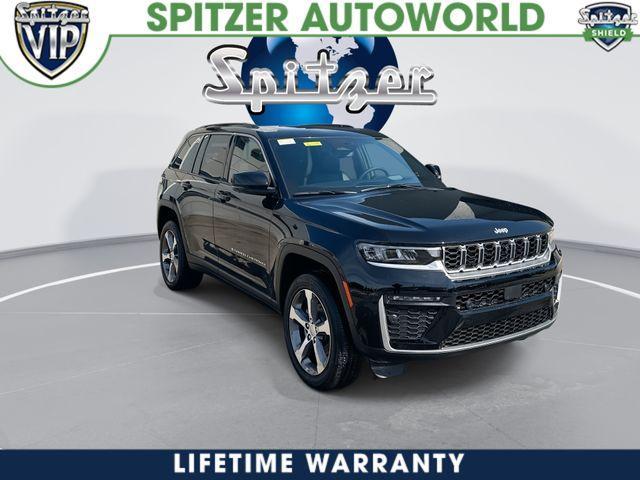 new 2026 Jeep Grand Cherokee car, priced at $51,925