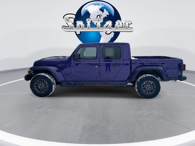 new 2026 Jeep Gladiator car, priced at $43,597