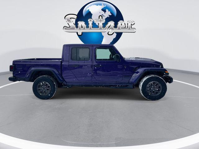 new 2026 Jeep Gladiator car, priced at $43,597