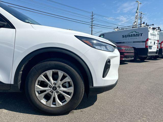 used 2025 Ford Escape car, priced at $24,815