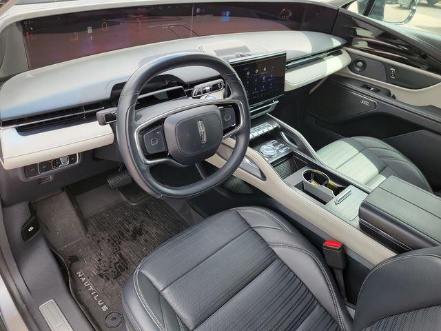 used 2024 Lincoln Nautilus car, priced at $48,439