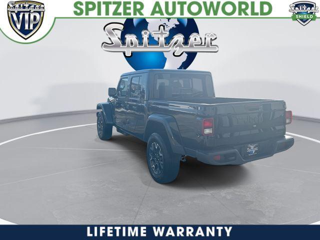 new 2026 Jeep Gladiator car, priced at $44,151
