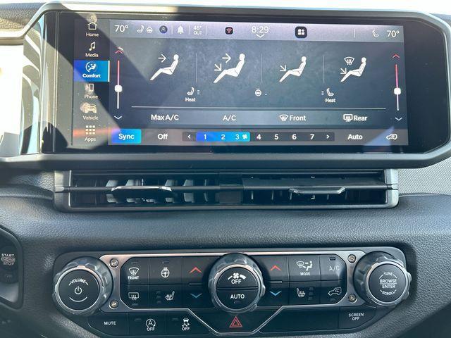 new 2025 Jeep Wrangler car, priced at $42,444