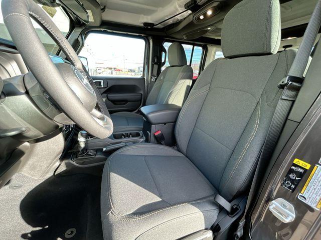 new 2025 Jeep Wrangler car, priced at $42,444