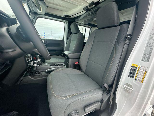 new 2026 Jeep Wrangler car, priced at $45,160