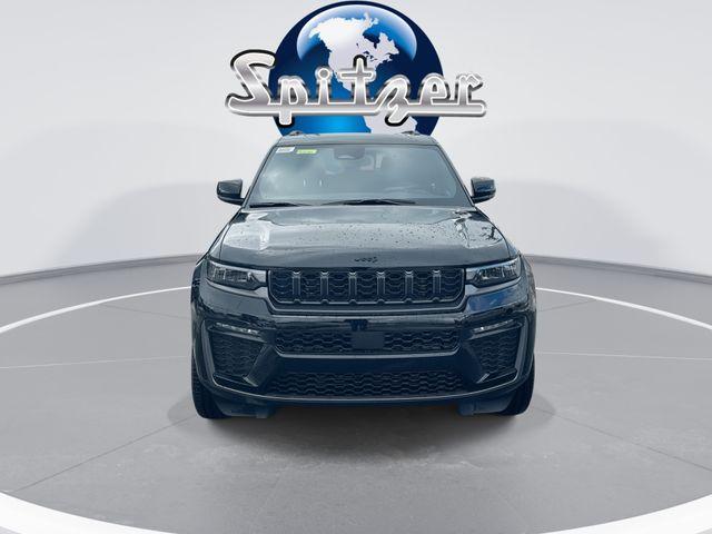 new 2026 Jeep Grand Cherokee car, priced at $50,580