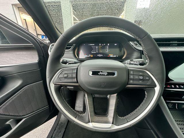 new 2026 Jeep Grand Cherokee car, priced at $40,781