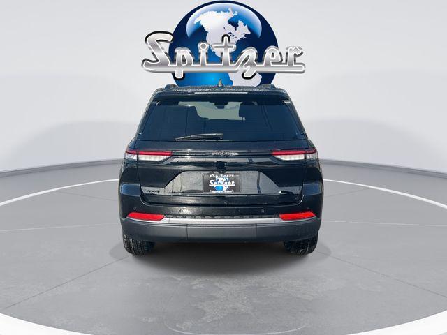 new 2026 Jeep Grand Cherokee car, priced at $47,525