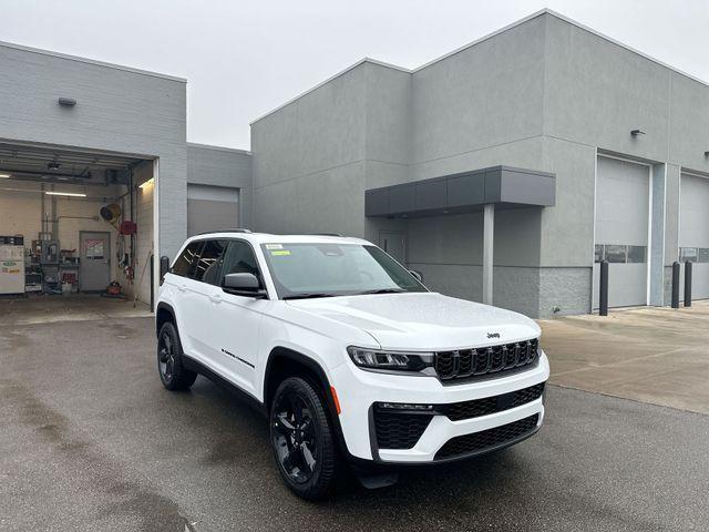 new 2026 Jeep Grand Cherokee car, priced at $49,405