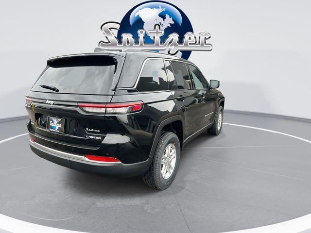 new 2025 Jeep Grand Cherokee car, priced at $40,480