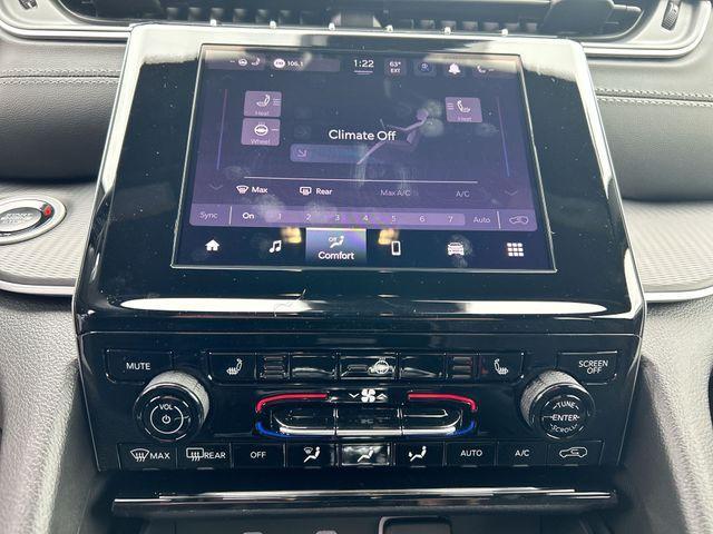 new 2025 Jeep Grand Cherokee car, priced at $40,480