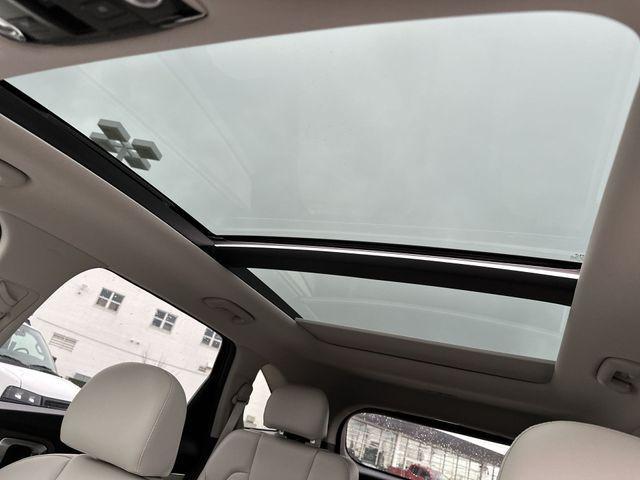 used 2022 Kia Sorento car, priced at $26,047