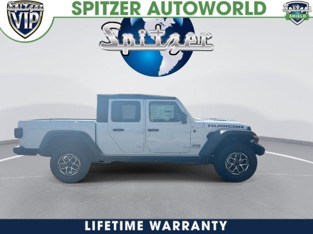 new 2026 Jeep Gladiator car, priced at $46,401