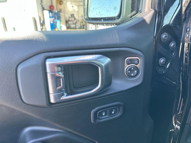 new 2026 Jeep Wrangler car, priced at $43,119