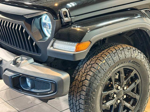used 2022 Jeep Gladiator car, priced at $32,034