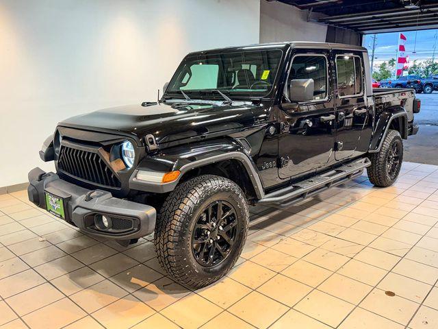 used 2022 Jeep Gladiator car, priced at $32,034