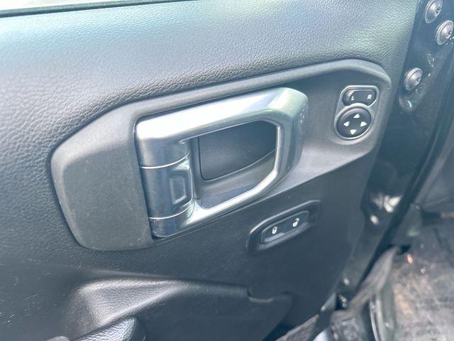 used 2022 Jeep Gladiator car, priced at $32,034