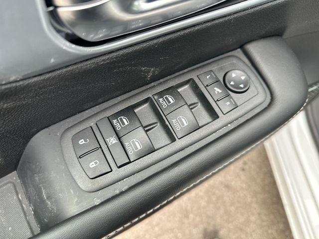 new 2026 Chrysler Pacifica car, priced at $53,045