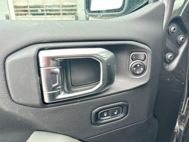 new 2026 Jeep Gladiator car, priced at $60,085