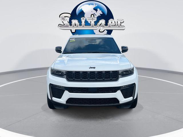 new 2026 Jeep Grand Cherokee car, priced at $49,985