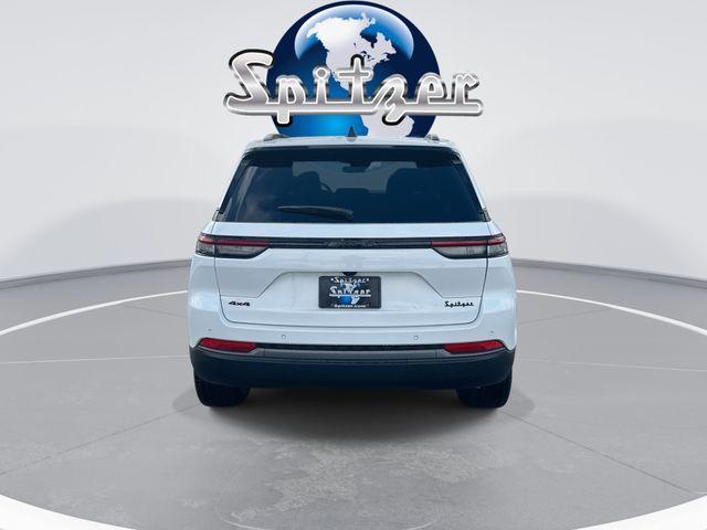 new 2026 Jeep Grand Cherokee car, priced at $49,985