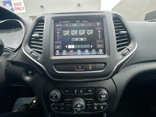 used 2022 Jeep Cherokee car, priced at $25,593