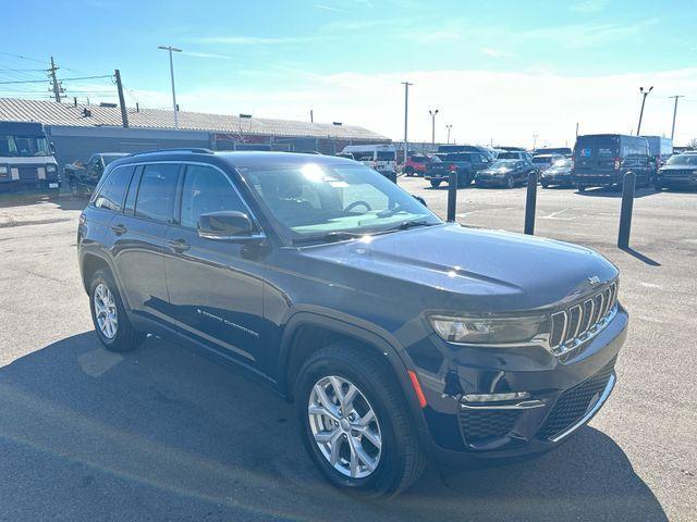 used 2023 Jeep Grand Cherokee car, priced at $28,670