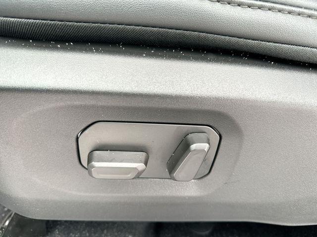 new 2026 Jeep Gladiator car, priced at $60,380