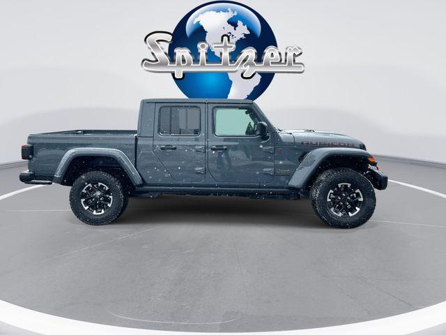 new 2026 Jeep Gladiator car, priced at $60,380
