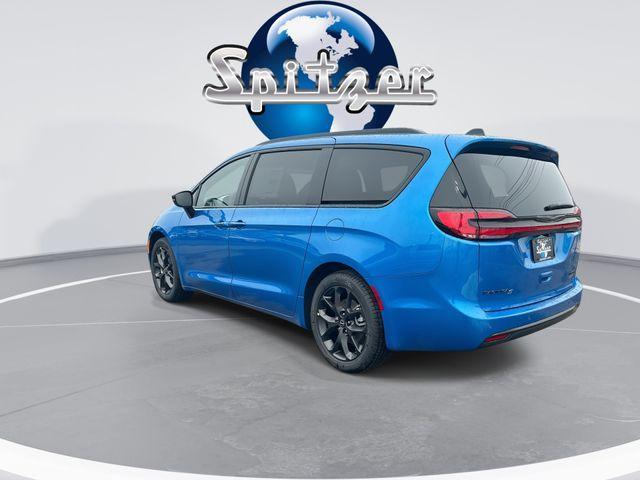 new 2026 Chrysler Pacifica car, priced at $46,236