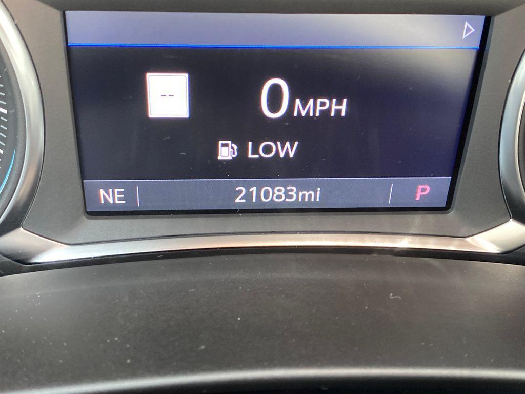 used 2024 Chevrolet Equinox car, priced at $29,799