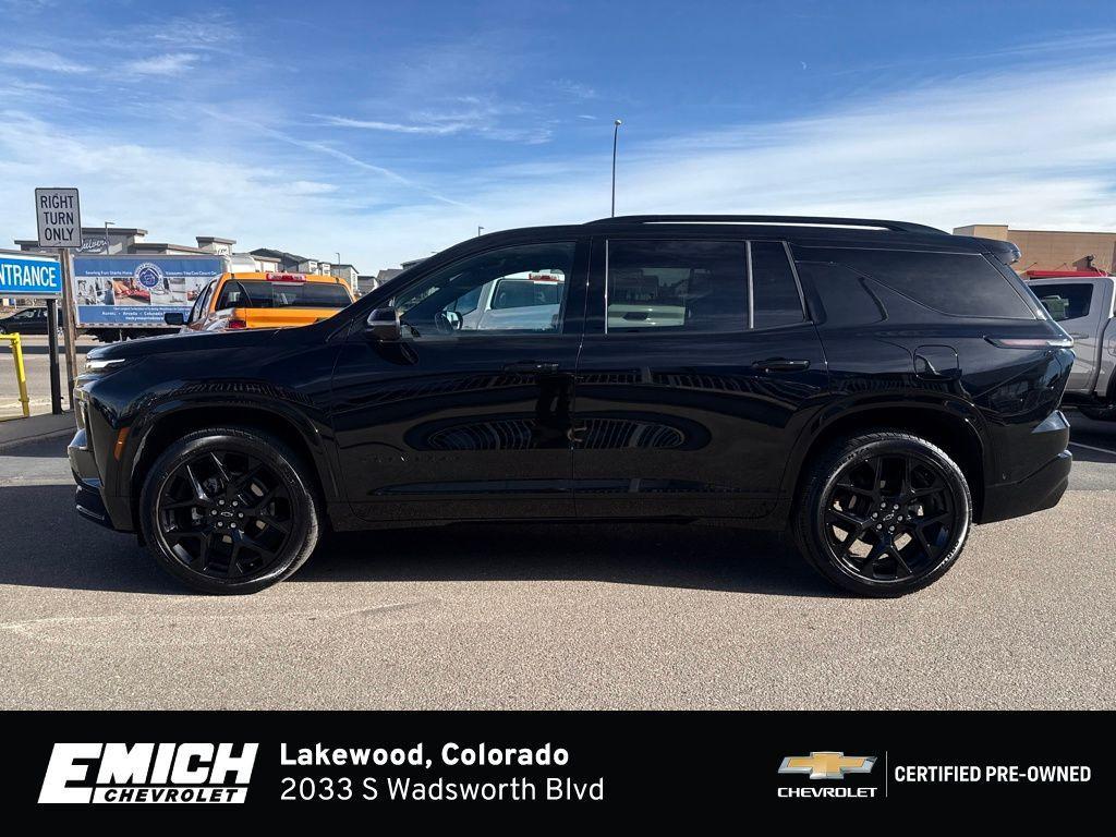 used 2024 Chevrolet Traverse car, priced at $50,200