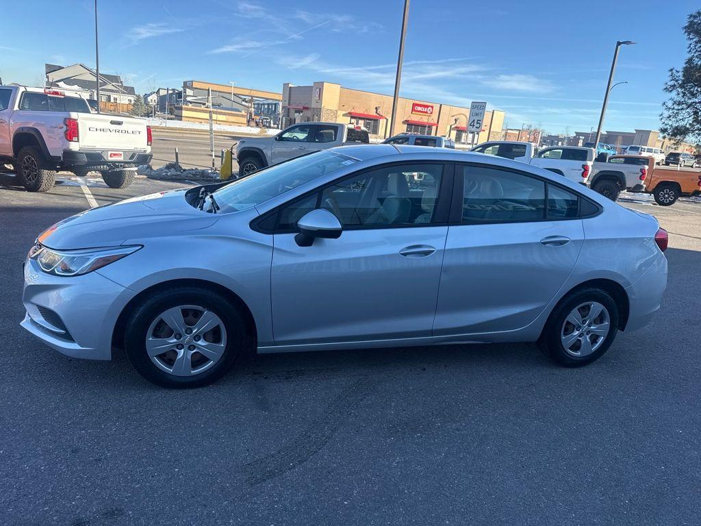 used 2018 Chevrolet Cruze car, priced at $10,000