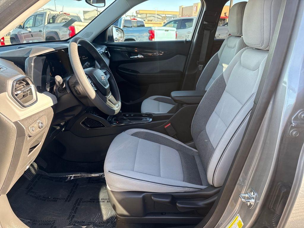 used 2025 Chevrolet TrailBlazer car, priced at $23,000