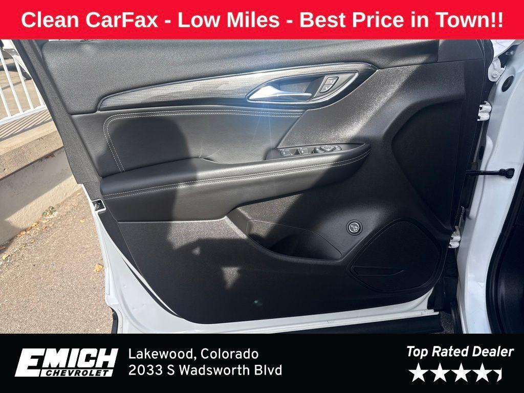 used 2022 Buick Envision car, priced at $21,000