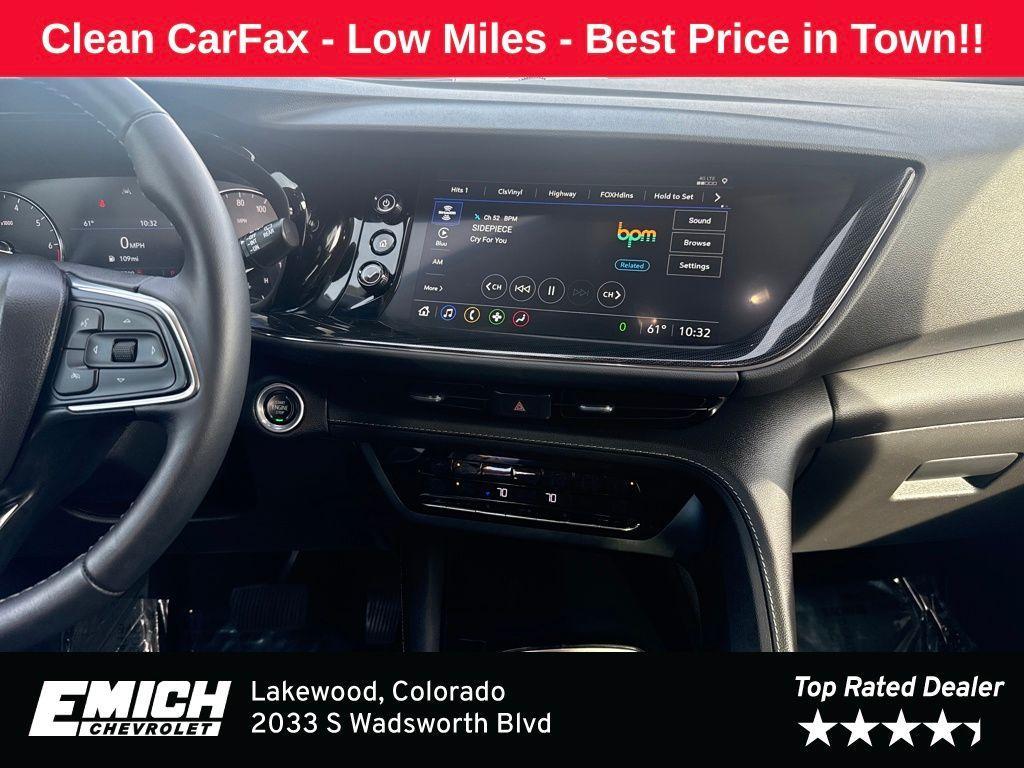 used 2022 Buick Envision car, priced at $21,000
