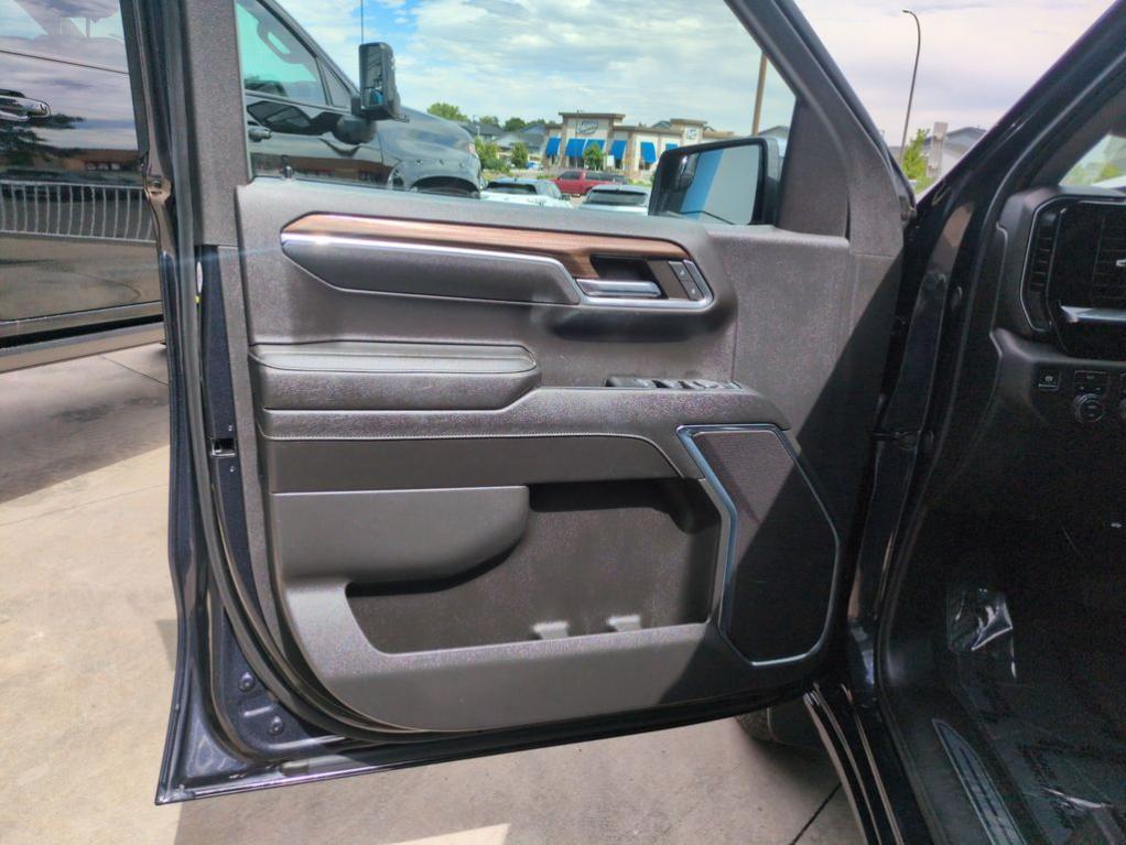 used 2024 Chevrolet Silverado 1500 car, priced at $37,999