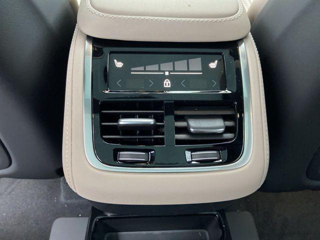 new 2026 Volvo XC90 car, priced at $76,075