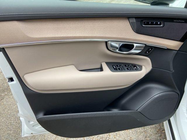 new 2026 Volvo XC90 car, priced at $76,075