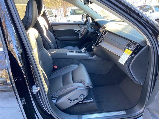 new 2026 Volvo XC90 Plug-In Hybrid car, priced at $85,745