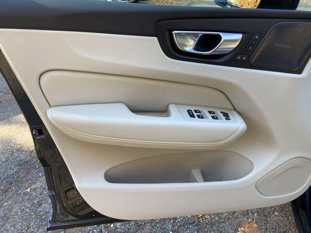 new 2026 Volvo XC60 car, priced at $62,295