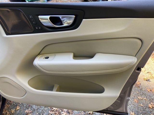 new 2026 Volvo XC60 car, priced at $62,495