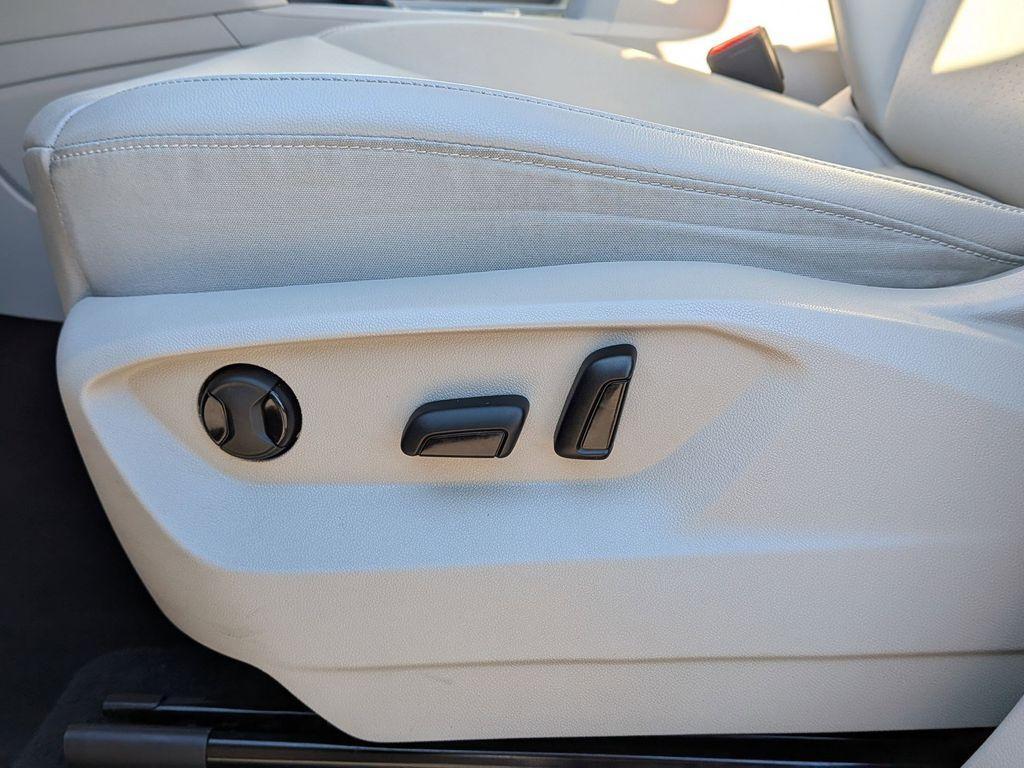 used 2022 Volkswagen Atlas car, priced at $25,598