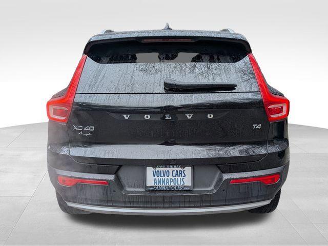 used 2020 Volvo XC40 car, priced at $15,527