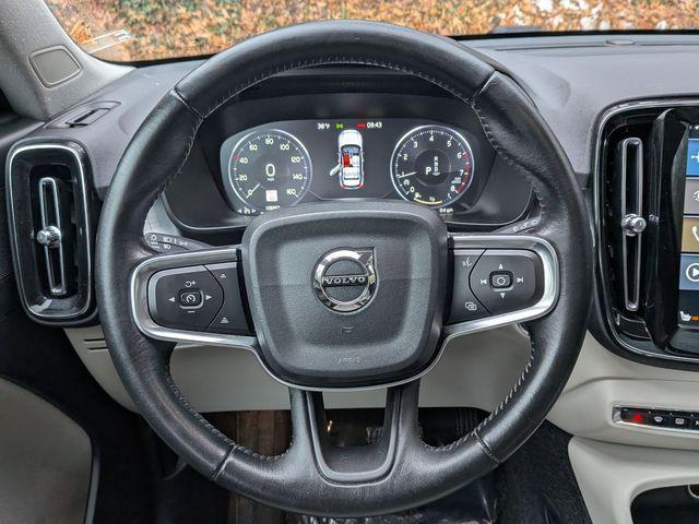 used 2020 Volvo XC40 car, priced at $15,527