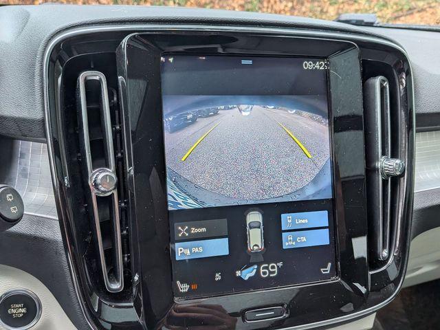 used 2020 Volvo XC40 car, priced at $15,527
